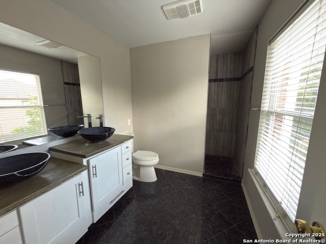 Image 11 of 33 For 10567 Dugas Drive