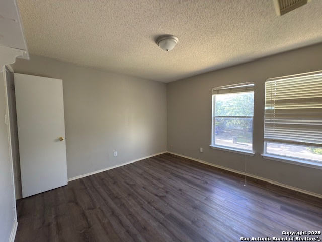Image 15 of 33 For 10567 Dugas Drive