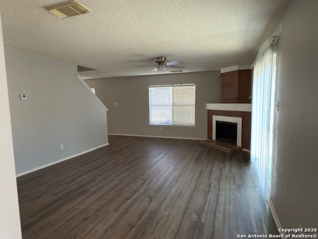 Image 5 of 33 For 10567 Dugas Drive