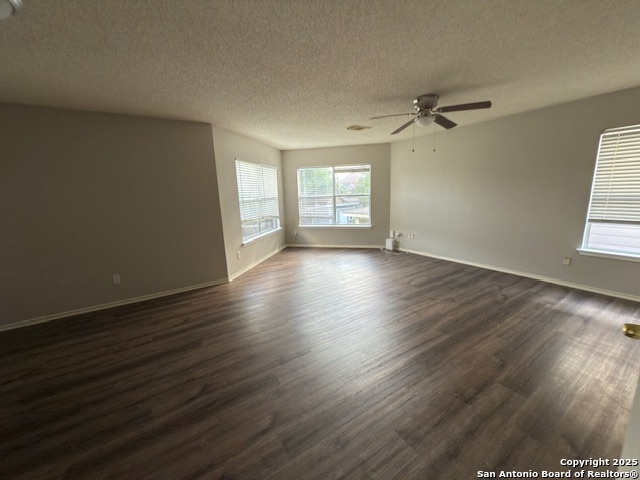 Image 9 of 33 For 10567 Dugas Drive