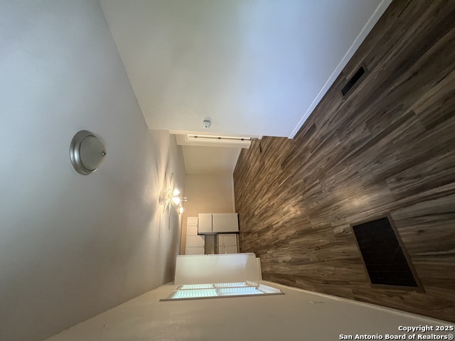 Image 8 of 10 For 6926 Chimney Rock  B