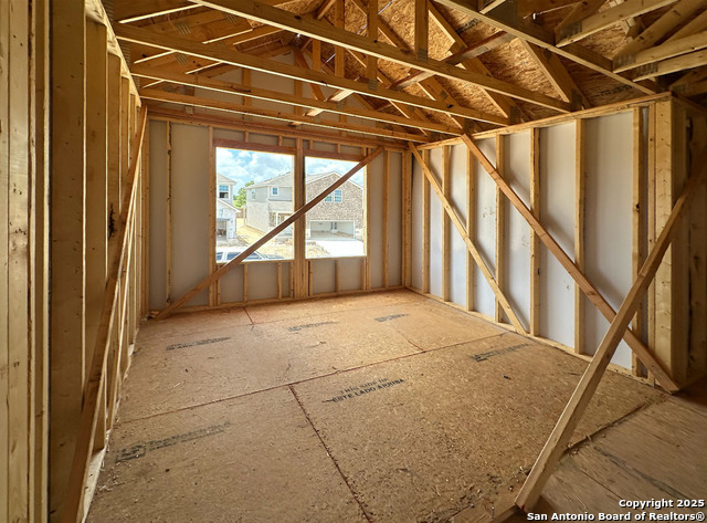 Image 14 of 36 For 13723 Birch Crossing