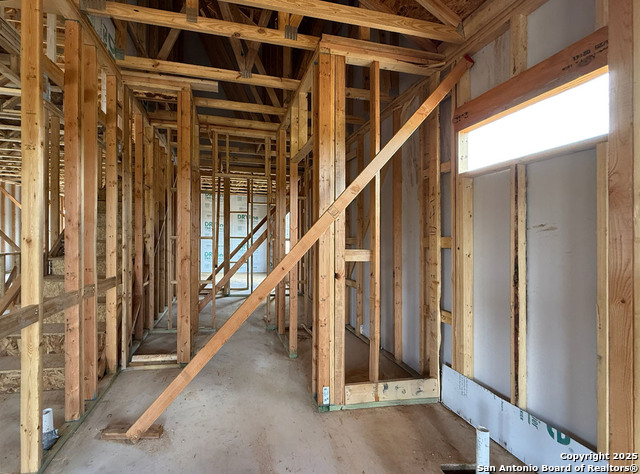 Image 16 of 36 For 13723 Birch Crossing