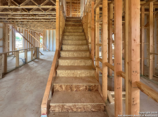 Image 17 of 36 For 13723 Birch Crossing