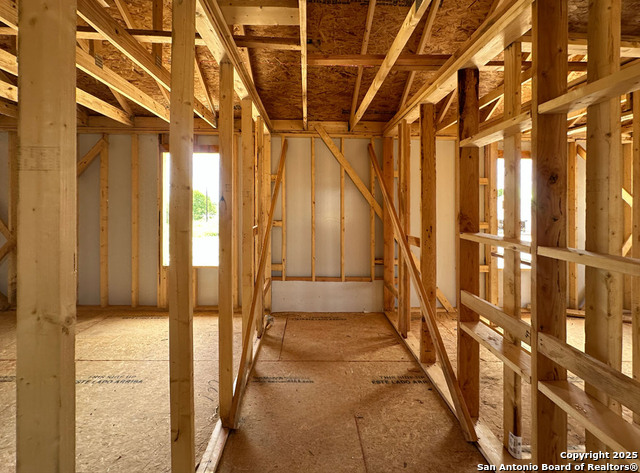 Image 20 of 36 For 13723 Birch Crossing