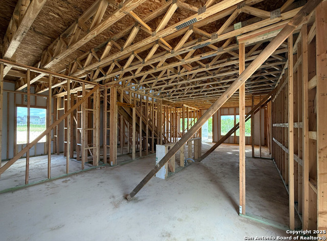 Image 9 of 36 For 13723 Birch Crossing