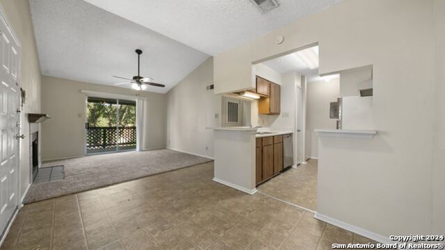Image 14 of 23 For 14343 Judson Rd  806