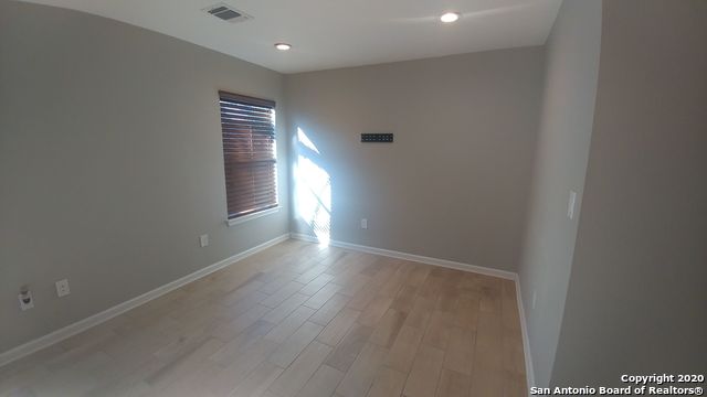 Image 22 of 24 For 4818 Cambray Dr.