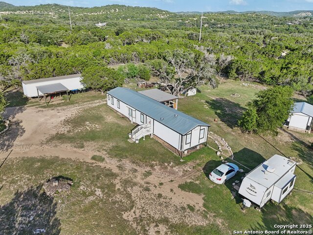 Listing photo id 32 for 160 Deer View