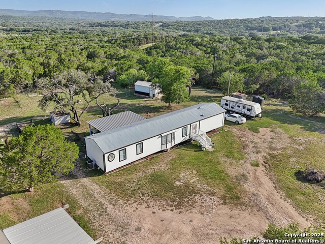 Listing photo id 33 for 160 Deer View