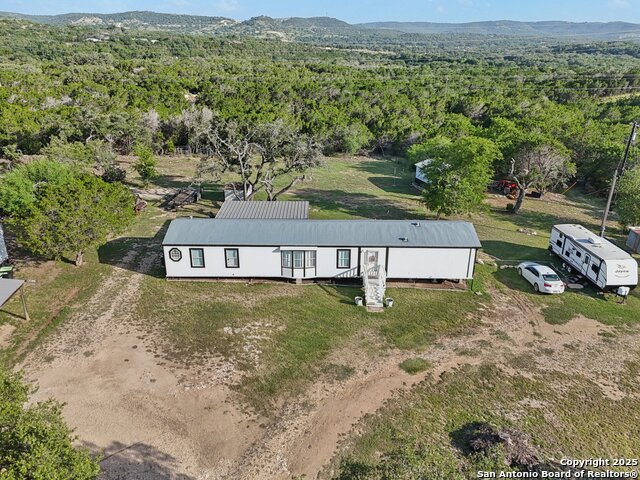 Listing photo id 34 for 160 Deer View