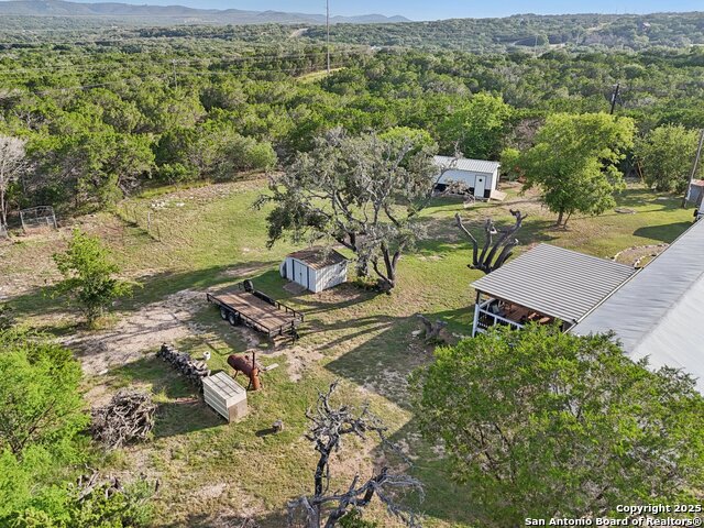 Listing photo id 47 for 160 Deer View