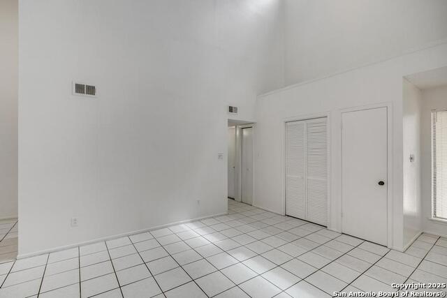 Image 9 of 22 For 8421 Echo Creek Ln