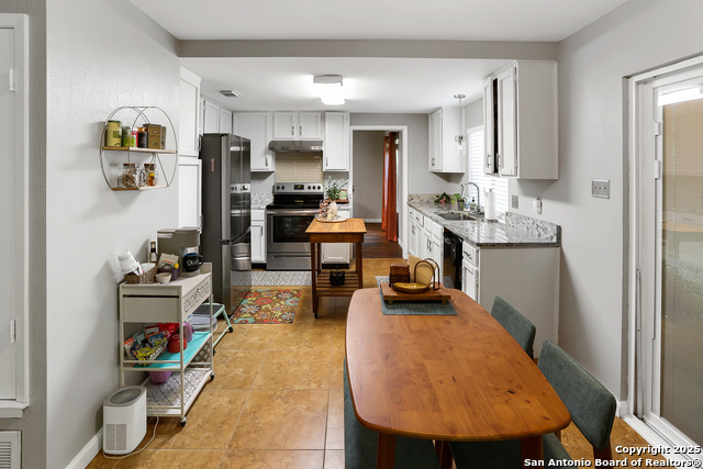 Image 14 of 36 For 8430 Timber Crest