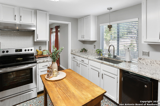 Image 15 of 36 For 8430 Timber Crest