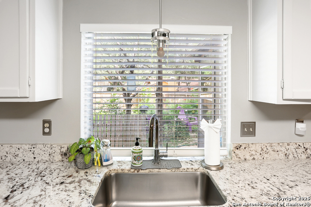 Image 17 of 36 For 8430 Timber Crest