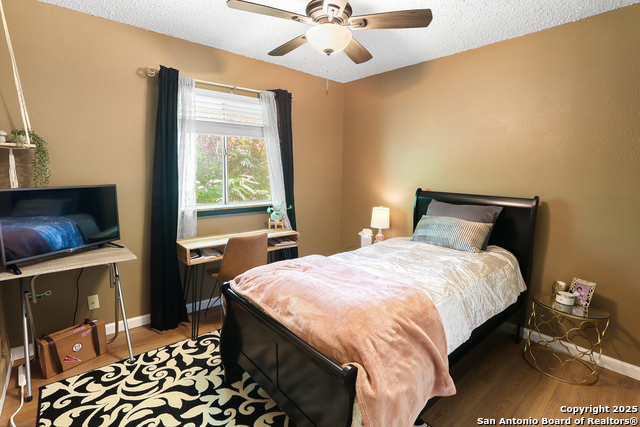 Image 23 of 36 For 8430 Timber Crest