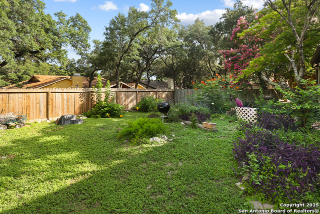 Image 31 of 36 For 8430 Timber Crest