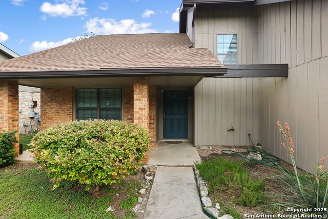 Image 4 of 36 For 8430 Timber Crest