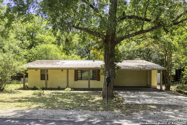 Details for 18218 Scenic Loop, San Antonio, TX 78023
