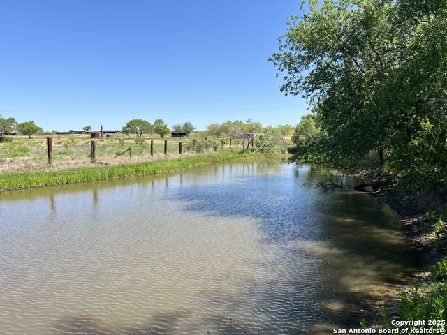 Image 4 of 8 For 3894 State Highway 173 S