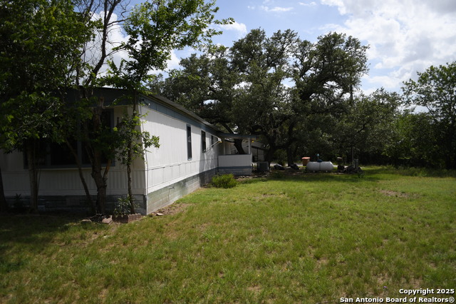 Image 19 of 24 For 1155 Pecan  