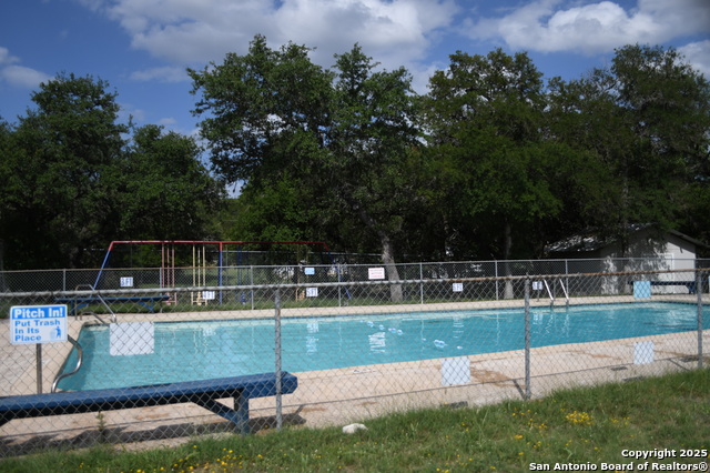 Image 22 of 24 For 1155 Pecan  