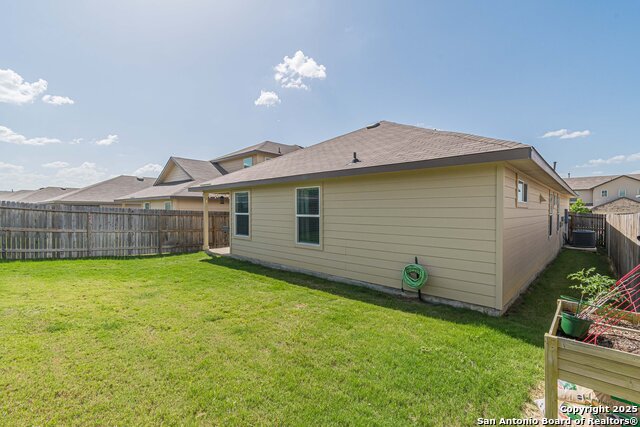 Listing photo id 24 for 13032 Minuet Sway