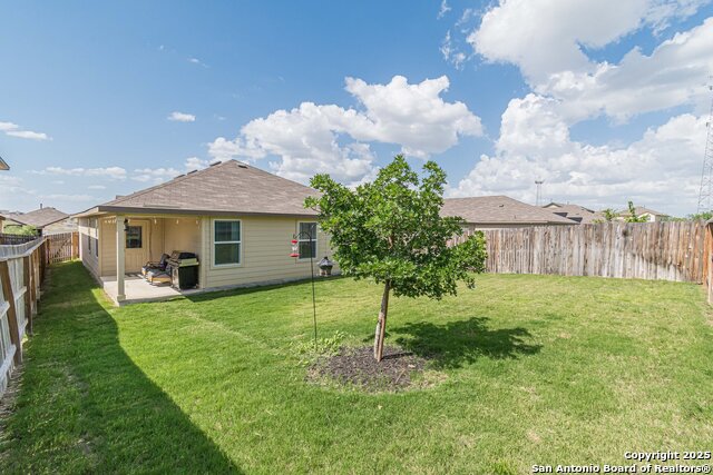 Listing photo id 25 for 13032 Minuet Sway