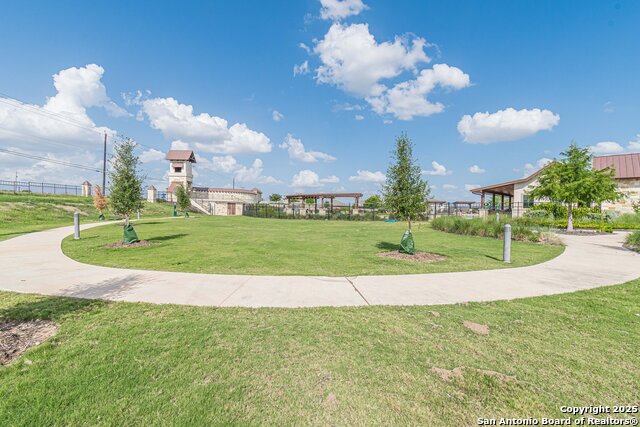 Listing photo id 33 for 13032 Minuet Sway