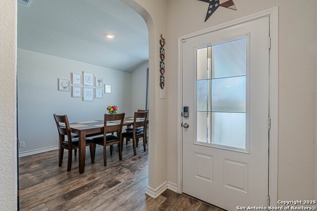 Listing photo id 3 for 13032 Minuet Sway