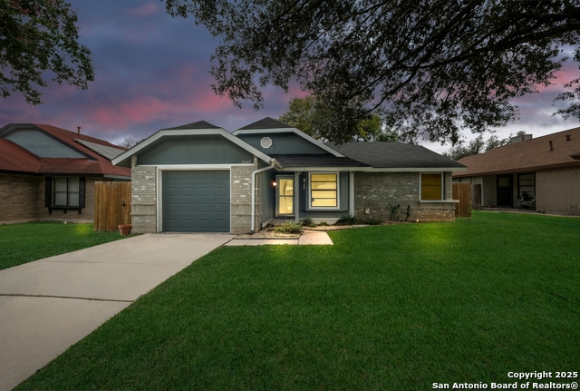 Image 3 of 25 For 11442 Blue Mesa Dr
