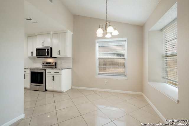 Image 8 of 25 For 11442 Blue Mesa Dr