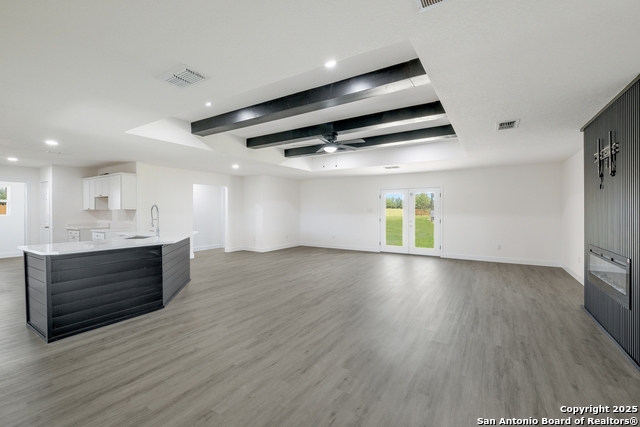 Listing photo id 9 for 1020 County Road 4516