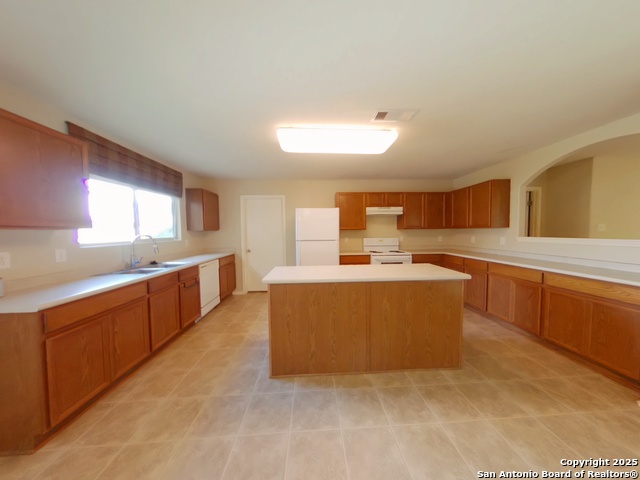 Image 2 of 26 For 9027 Laguna Rio