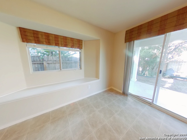 Image 5 of 26 For 9027 Laguna Rio