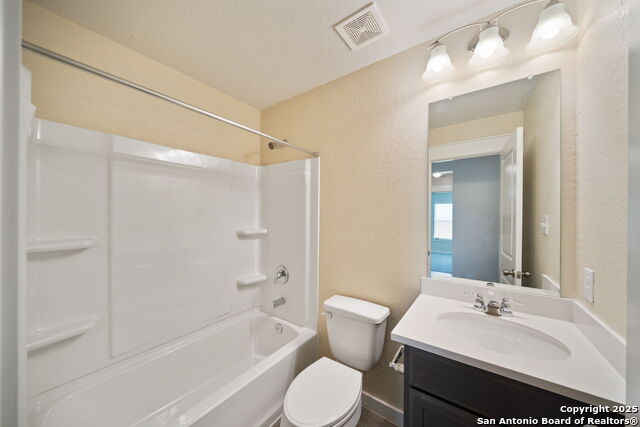 Image 18 of 25 For 4211 Cavendish Ct