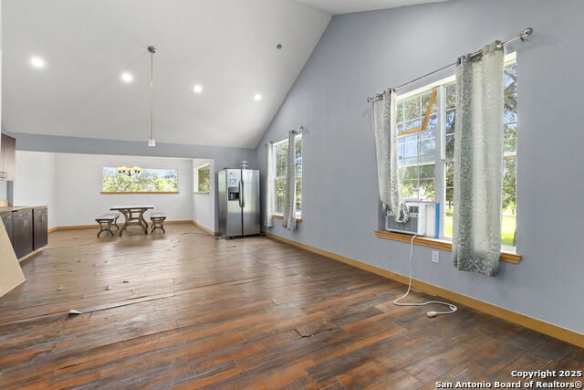 Image 6 of 36 For 551 Peaceful Ln