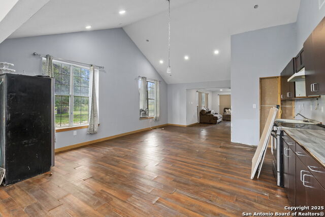 Image 8 of 36 For 551 Peaceful Ln