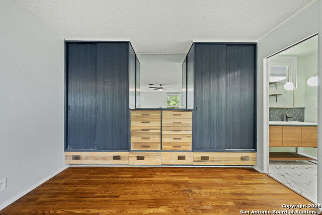 Image 17 of 27 For 250 Maplewood