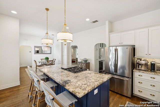 Image 19 of 50 For 235 Fair Oaks E