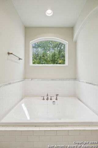 Image 35 of 50 For 235 Fair Oaks E