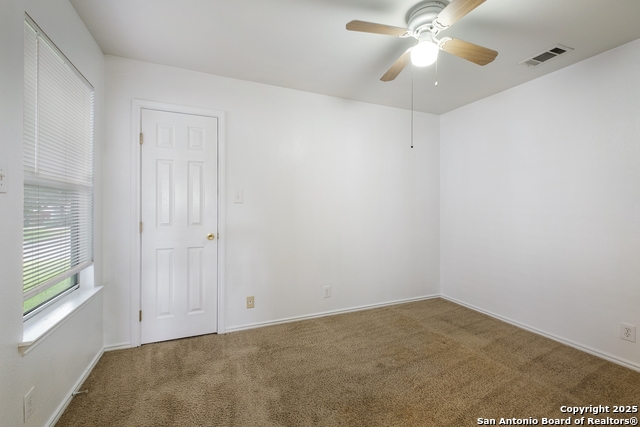 Image 11 of 22 For 5016 Crestwood Hill