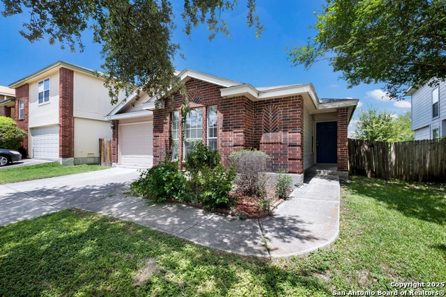 Image 2 of 22 For 5016 Crestwood Hill