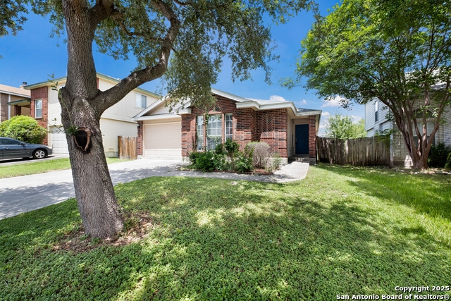 Image 4 of 22 For 5016 Crestwood Hill