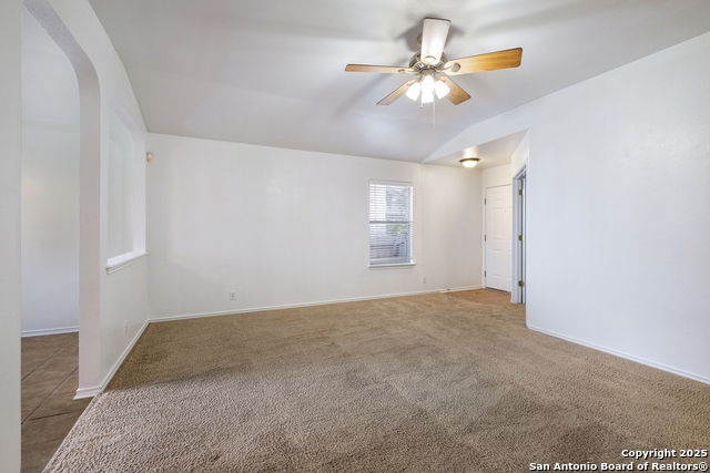 Image 6 of 22 For 5016 Crestwood Hill
