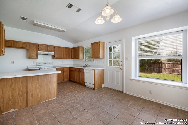 Image 8 of 22 For 5016 Crestwood Hill