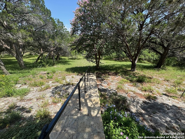 Image 40 of 57 For 354 Red Bluff