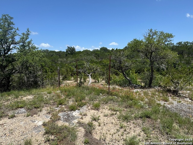 Image 42 of 57 For 354 Red Bluff