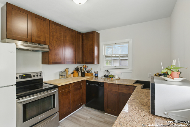 Image 14 of 33 For 1133 Donaldson Ave